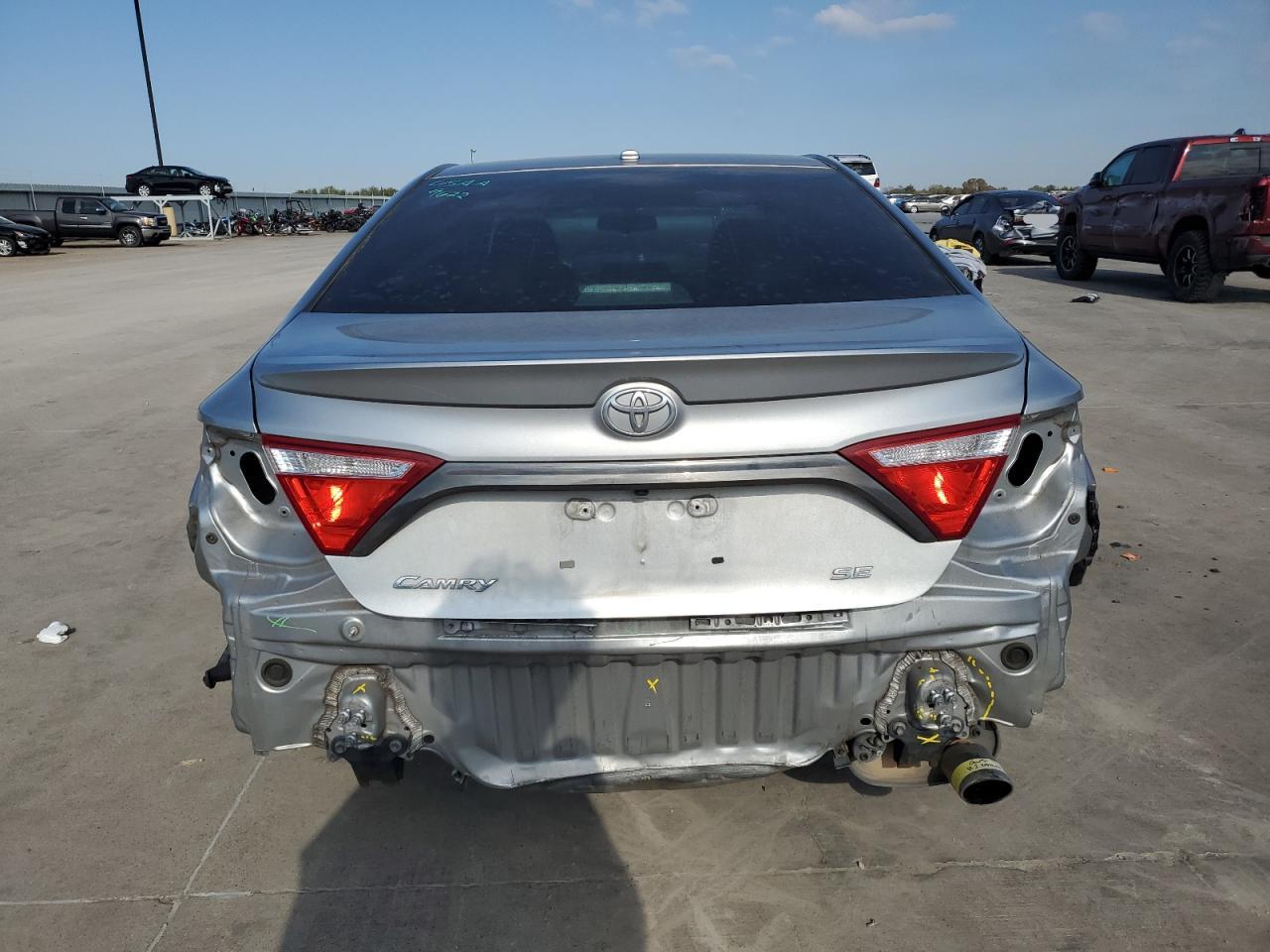 2015 Toyota Camry Le VIN: 4T1BF1FK0FU477742 Lot: 80703014