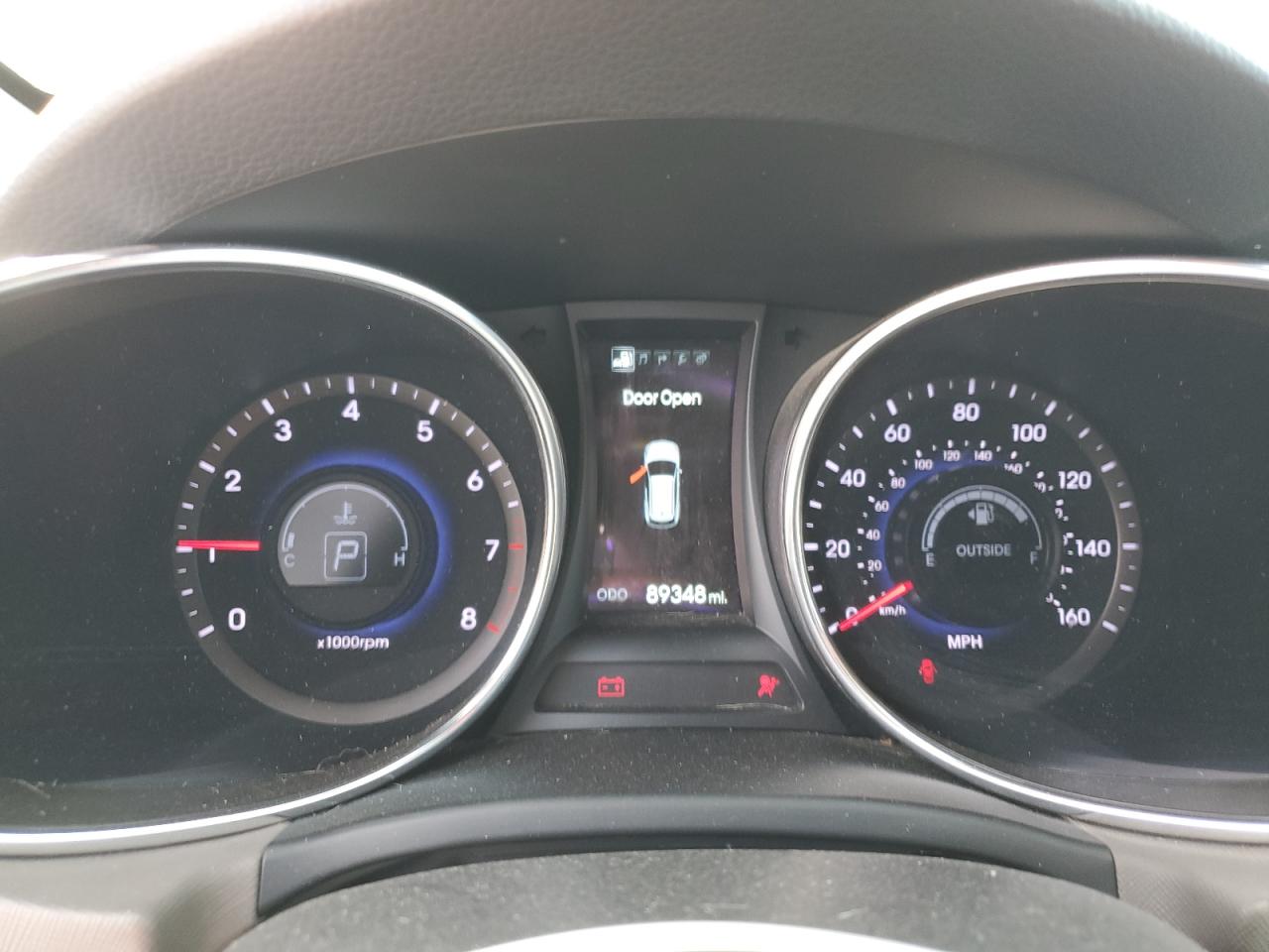 2014 Hyundai Santa Fe - Image 9