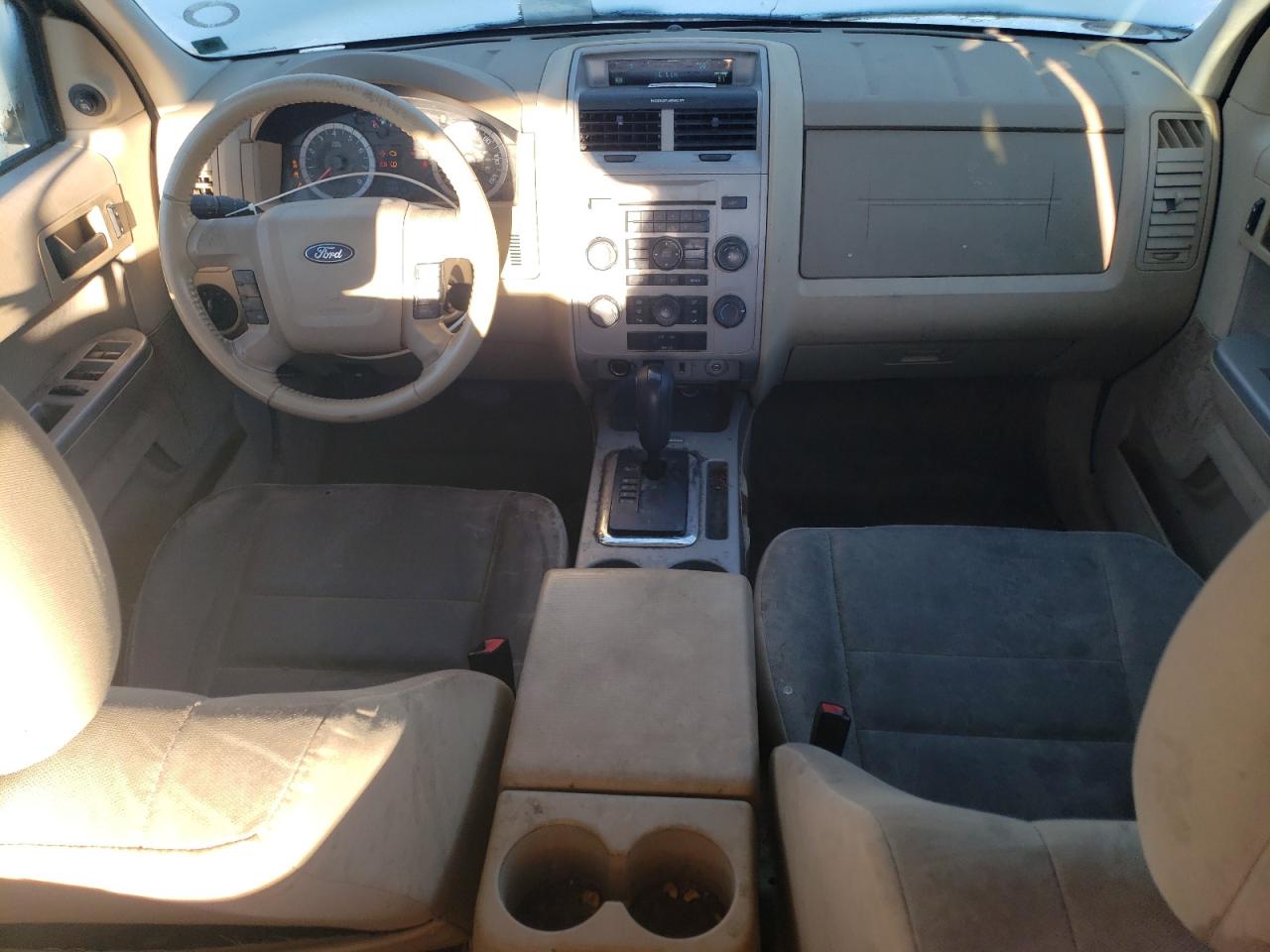 2011 Ford Escape - Image 8