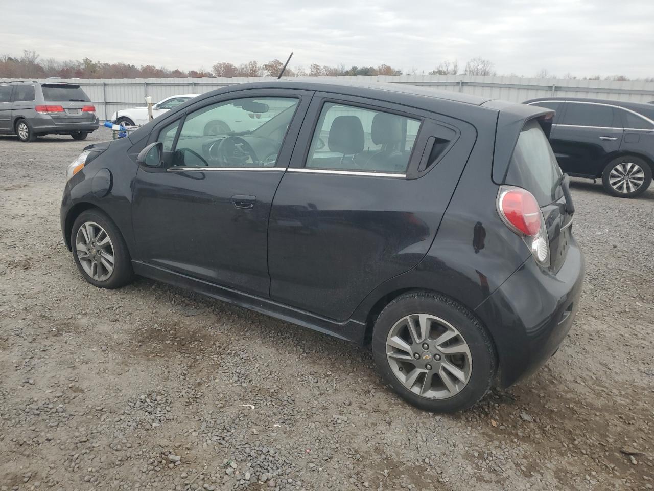 VIN KL8CL6S09GC630573 2016 CHEVROLET SPARK no.2