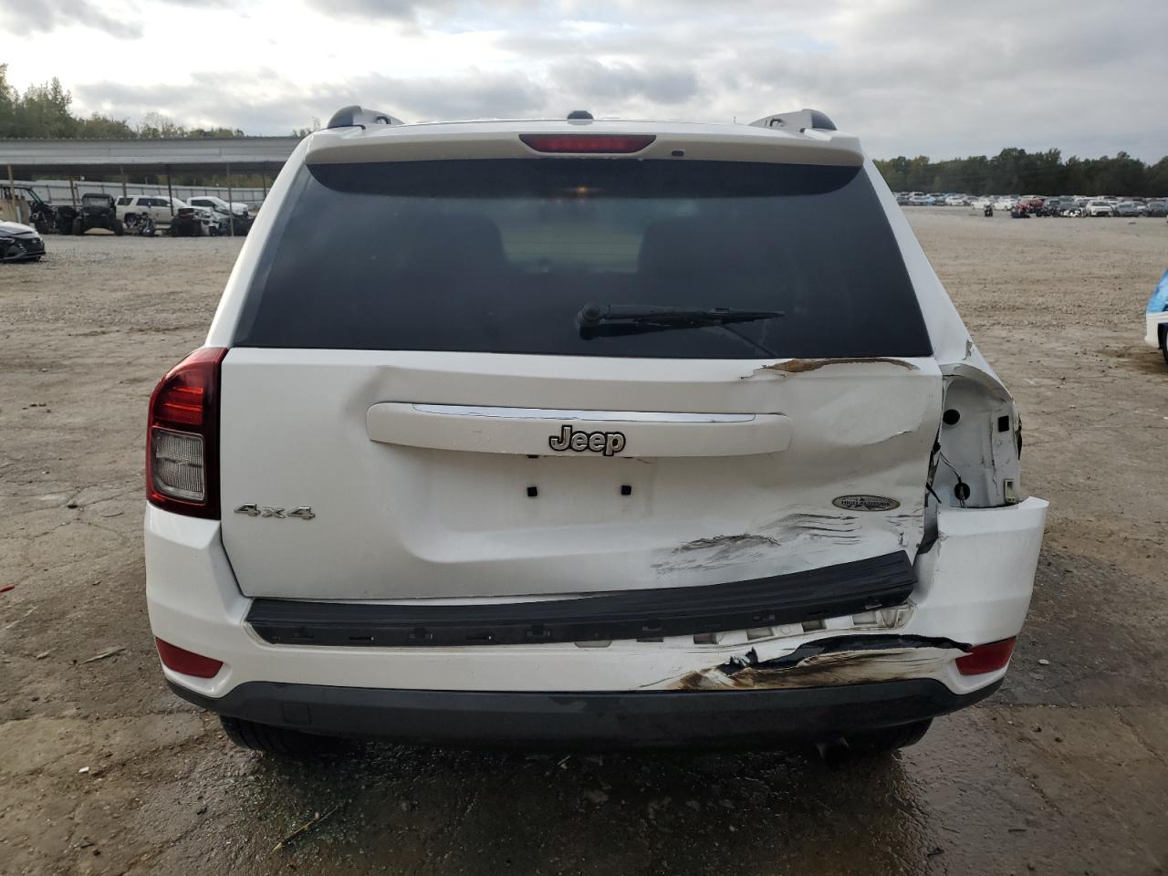 2015 Jeep Compass - Image 6