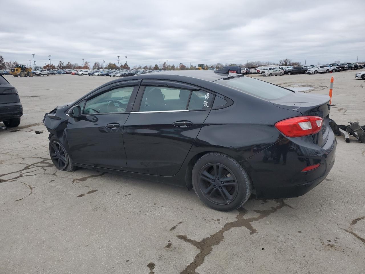 2016 Chevrolet Cruze - Image 2