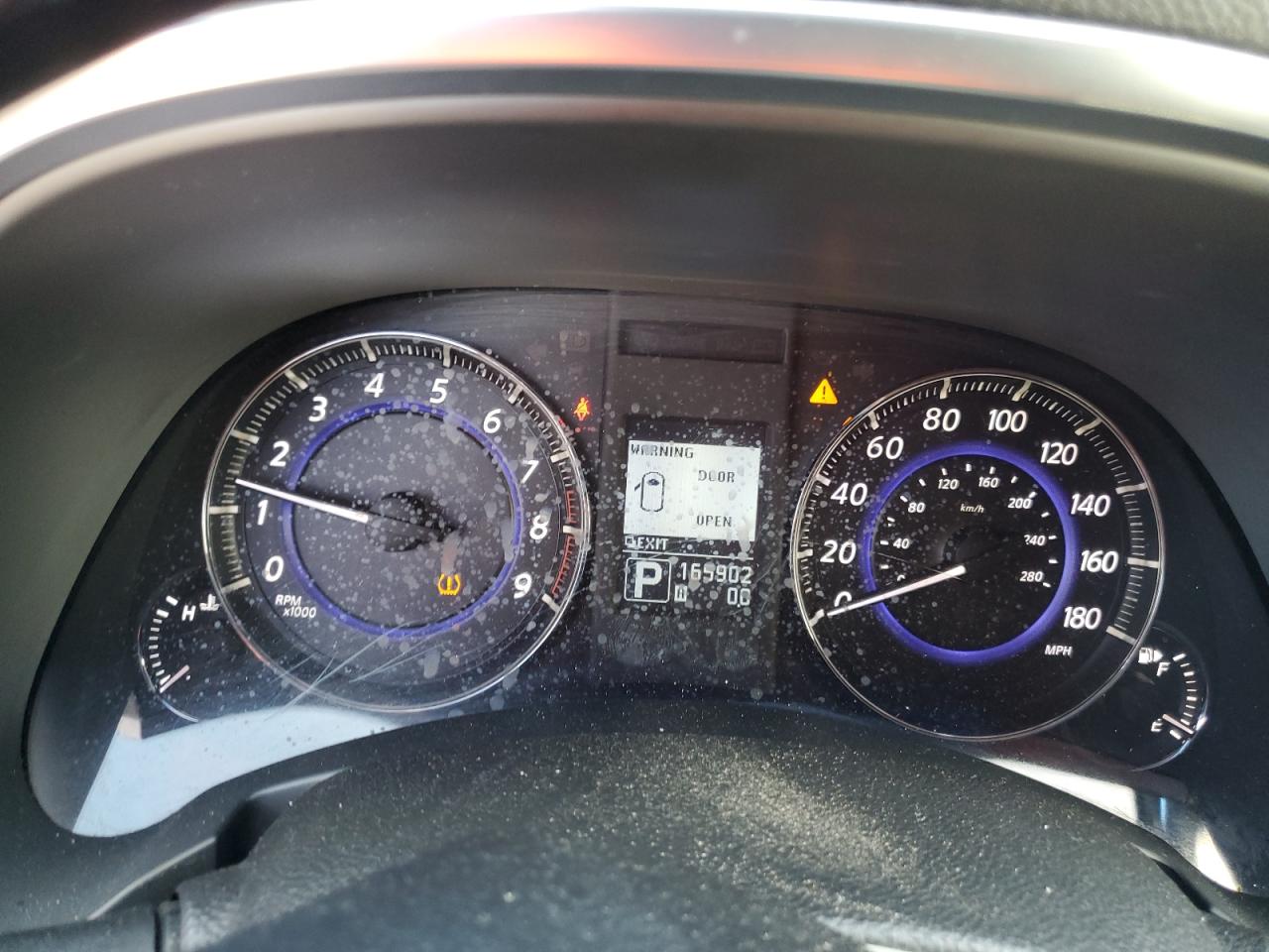 2014 Infiniti QX70 - Image 9