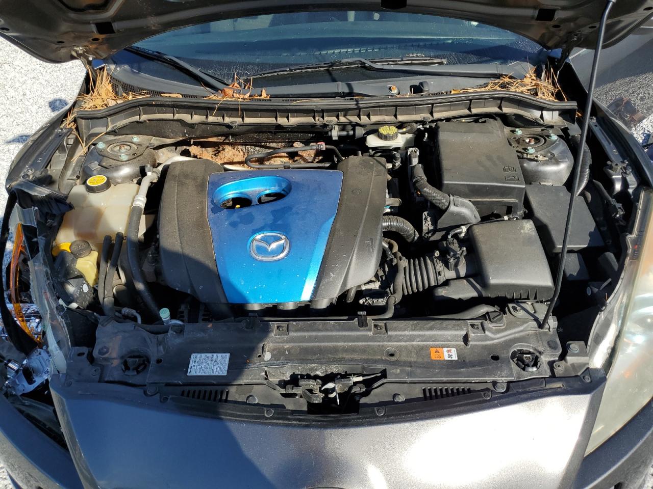 2013 Mazda 3 - Image 11