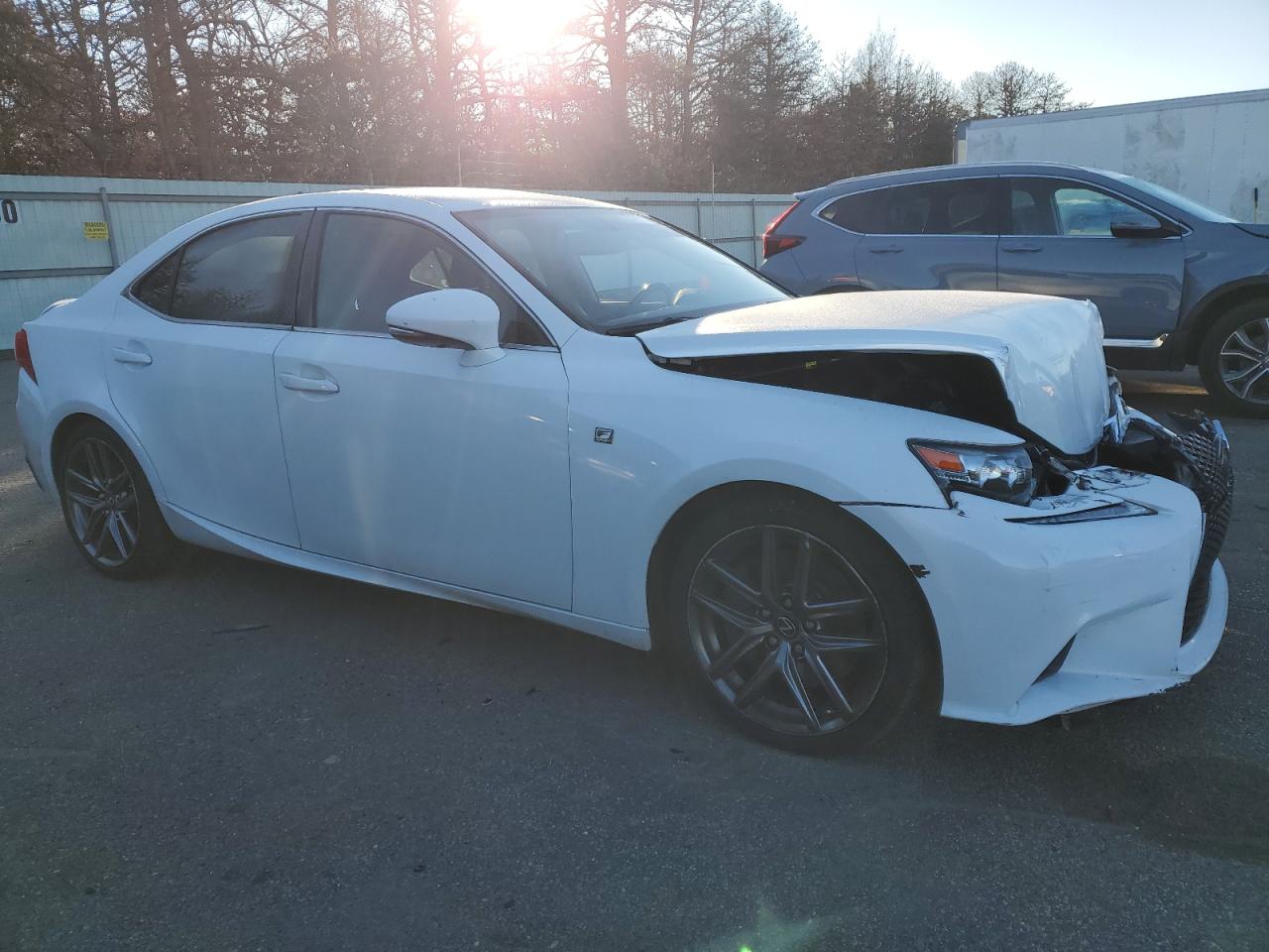 2015 Lexus IS - Image 4