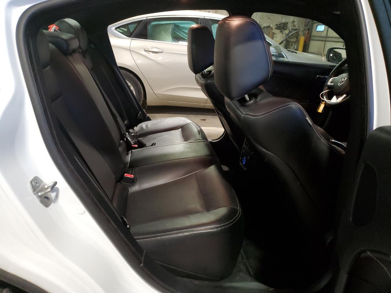 2013 Dodge Charger - Image 10