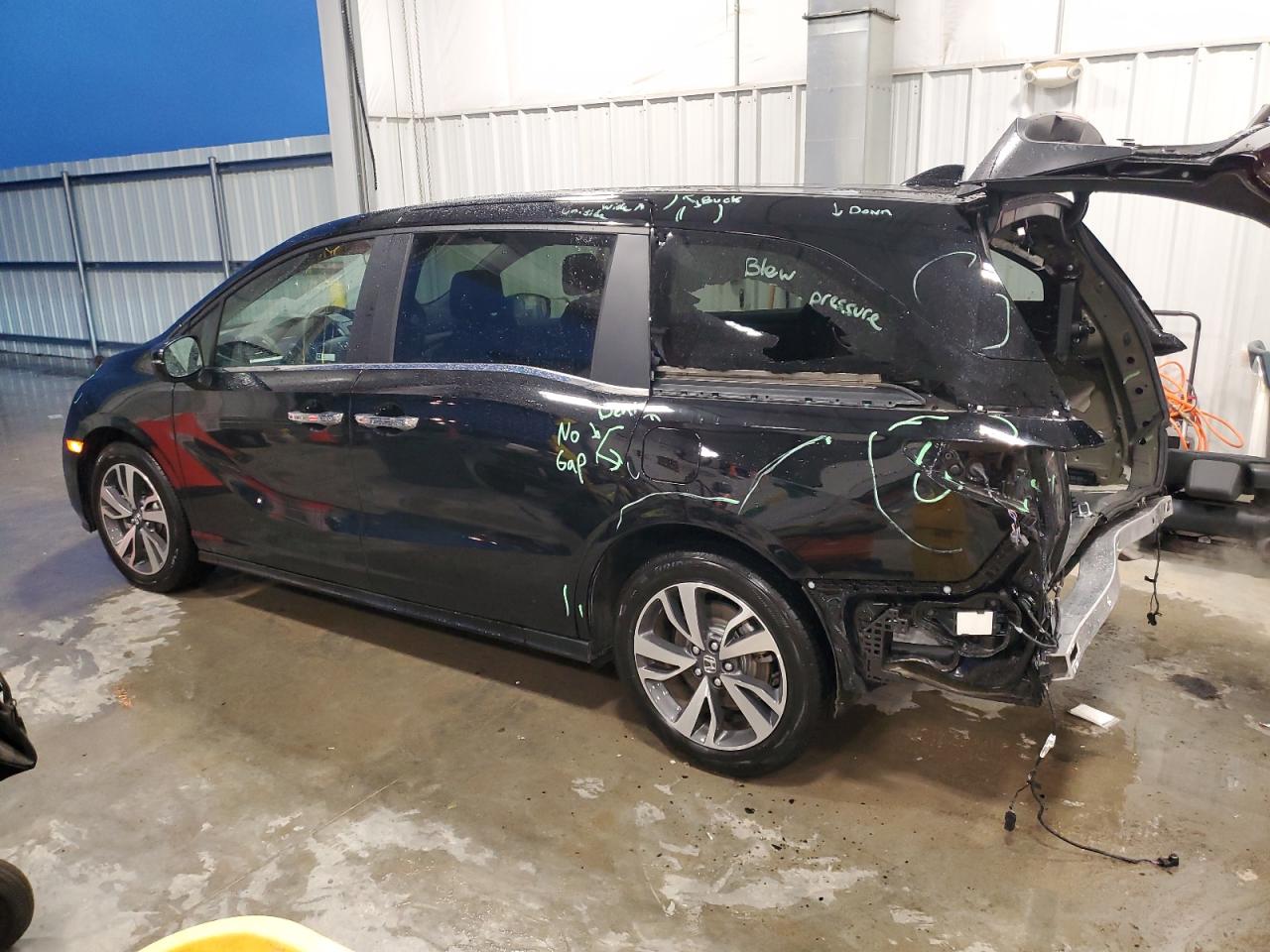 2024 Honda Odyssey - Image 2