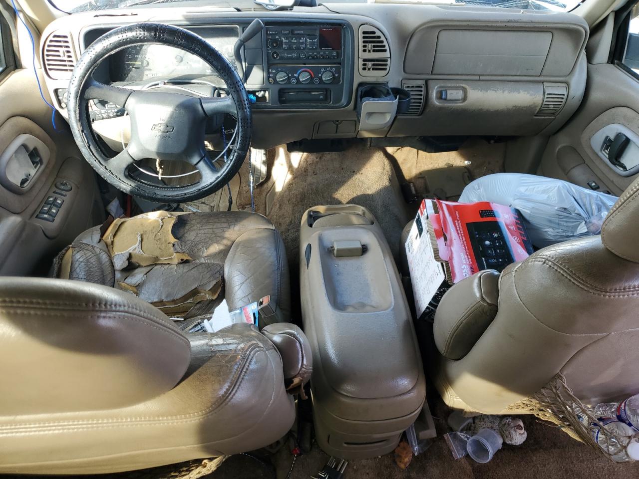 1998 Chevrolet Tahoe - Image 8