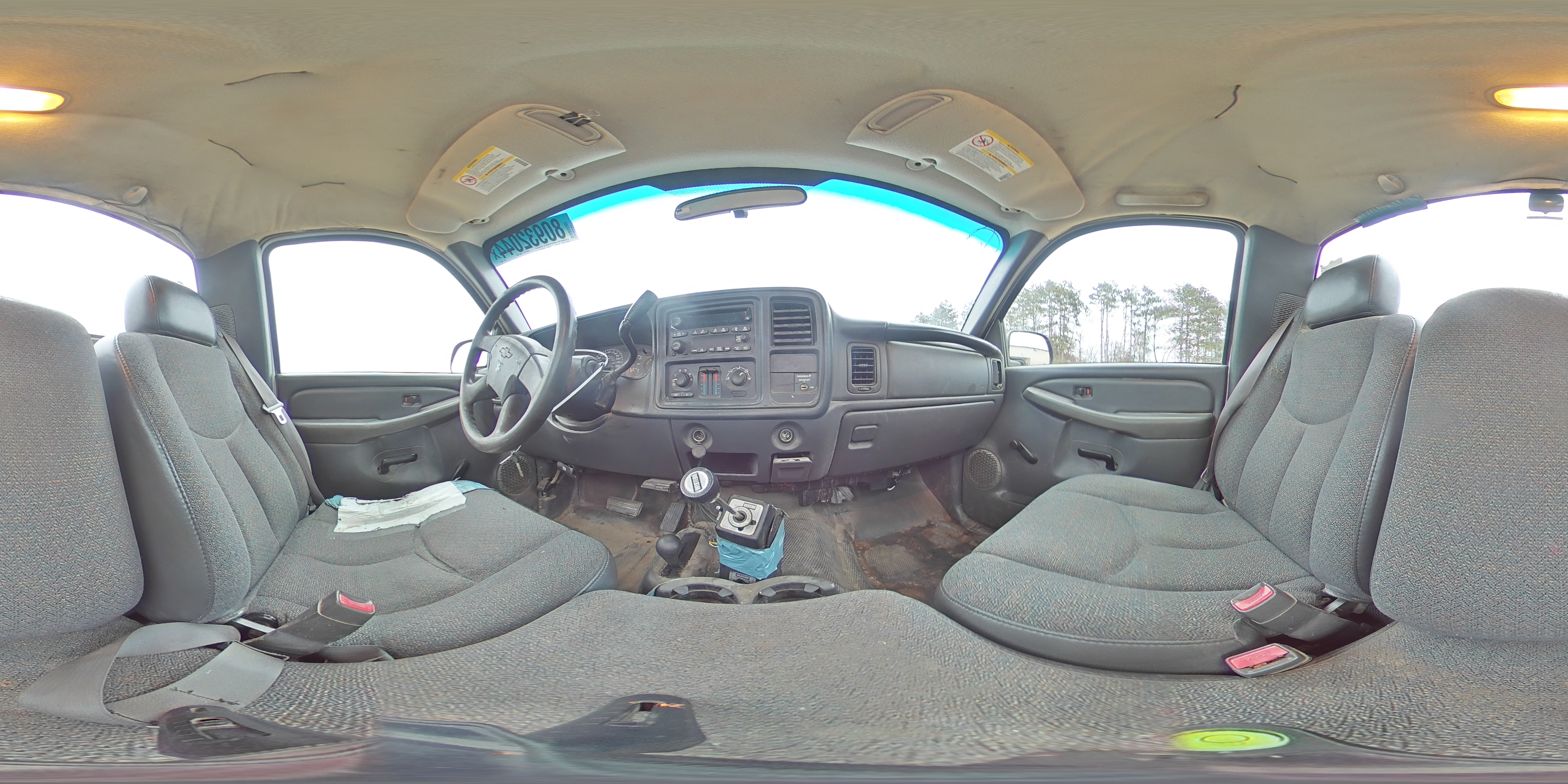 2004 Chevrolet Silverado - Image 12