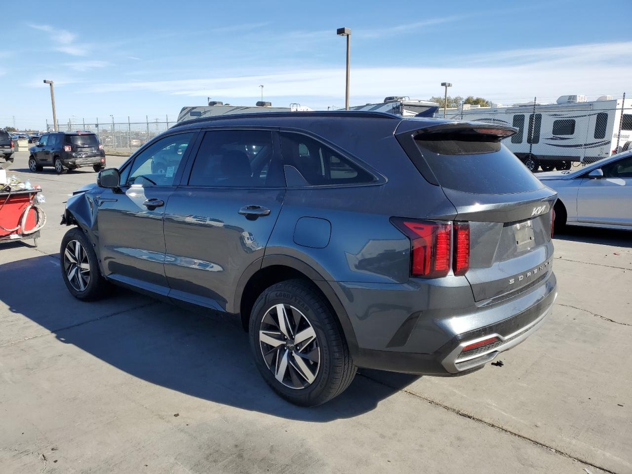 2022 Kia Sorento - Image 2