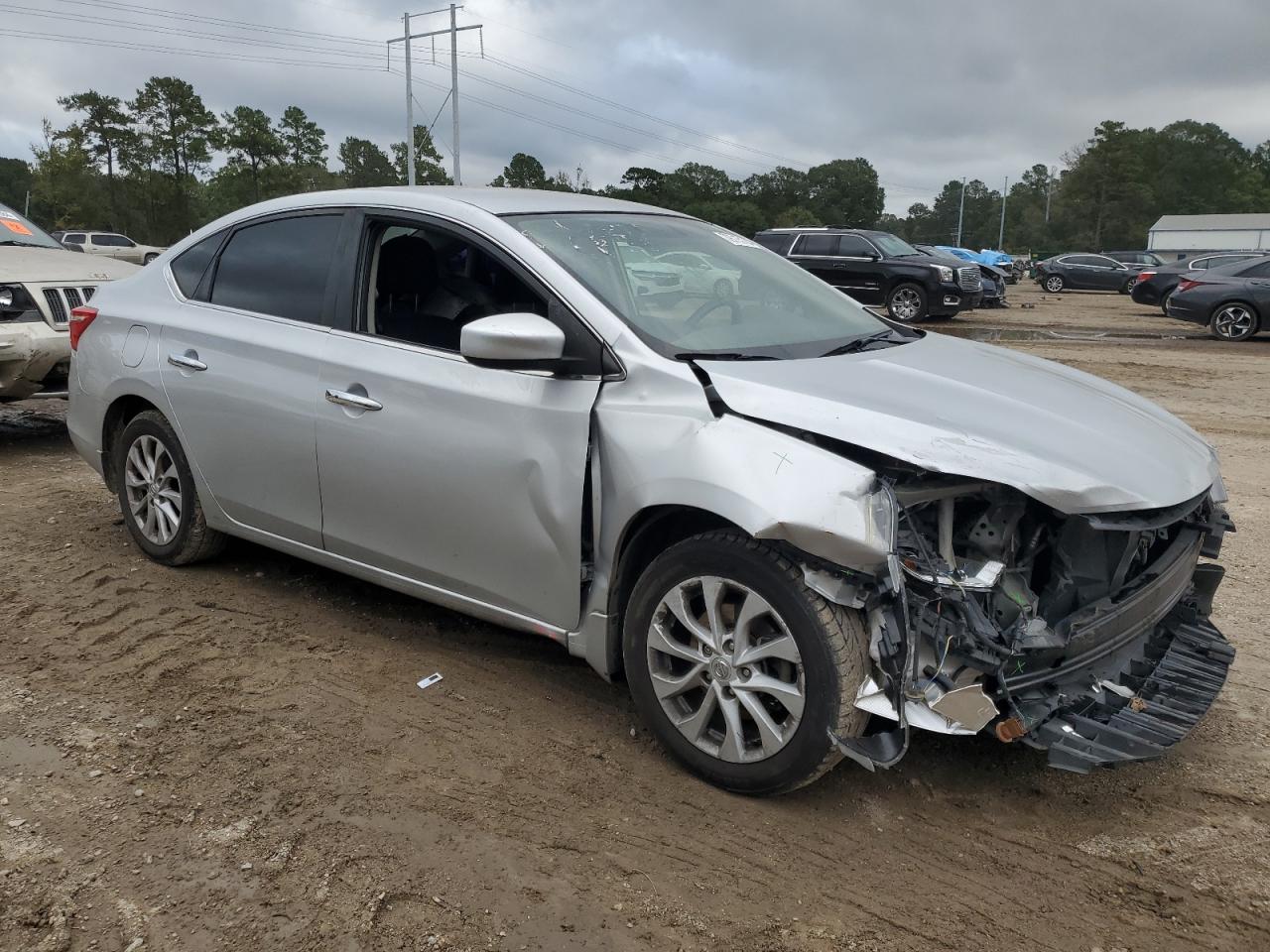 2019 Nissan Sentra - Image 4