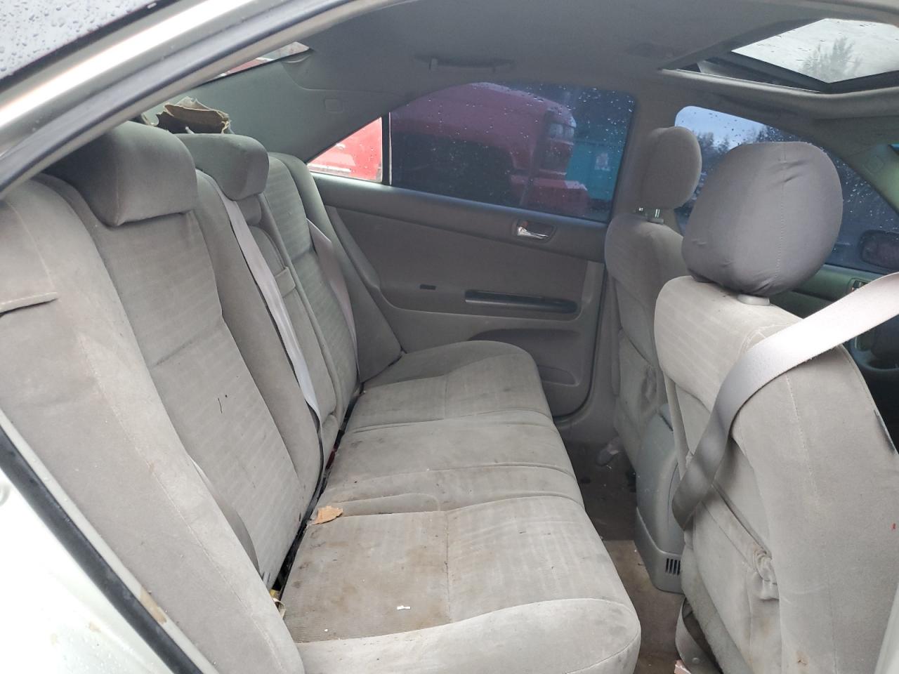 2005 Toyota Camry Le VIN: JTDBE30K953023215 Lot: 80373804
