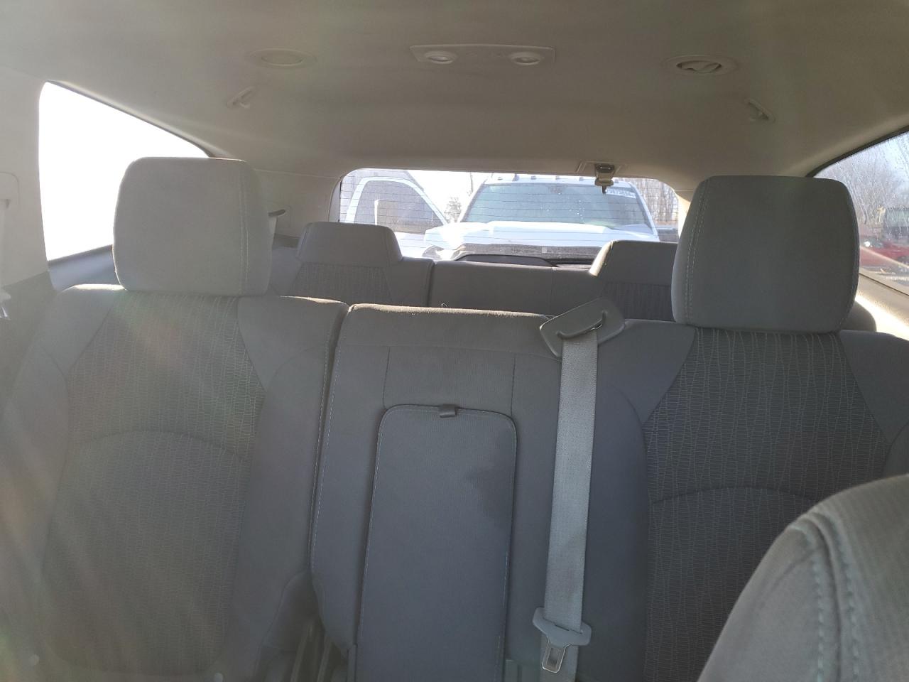2017 Chevrolet Traverse - Image 10