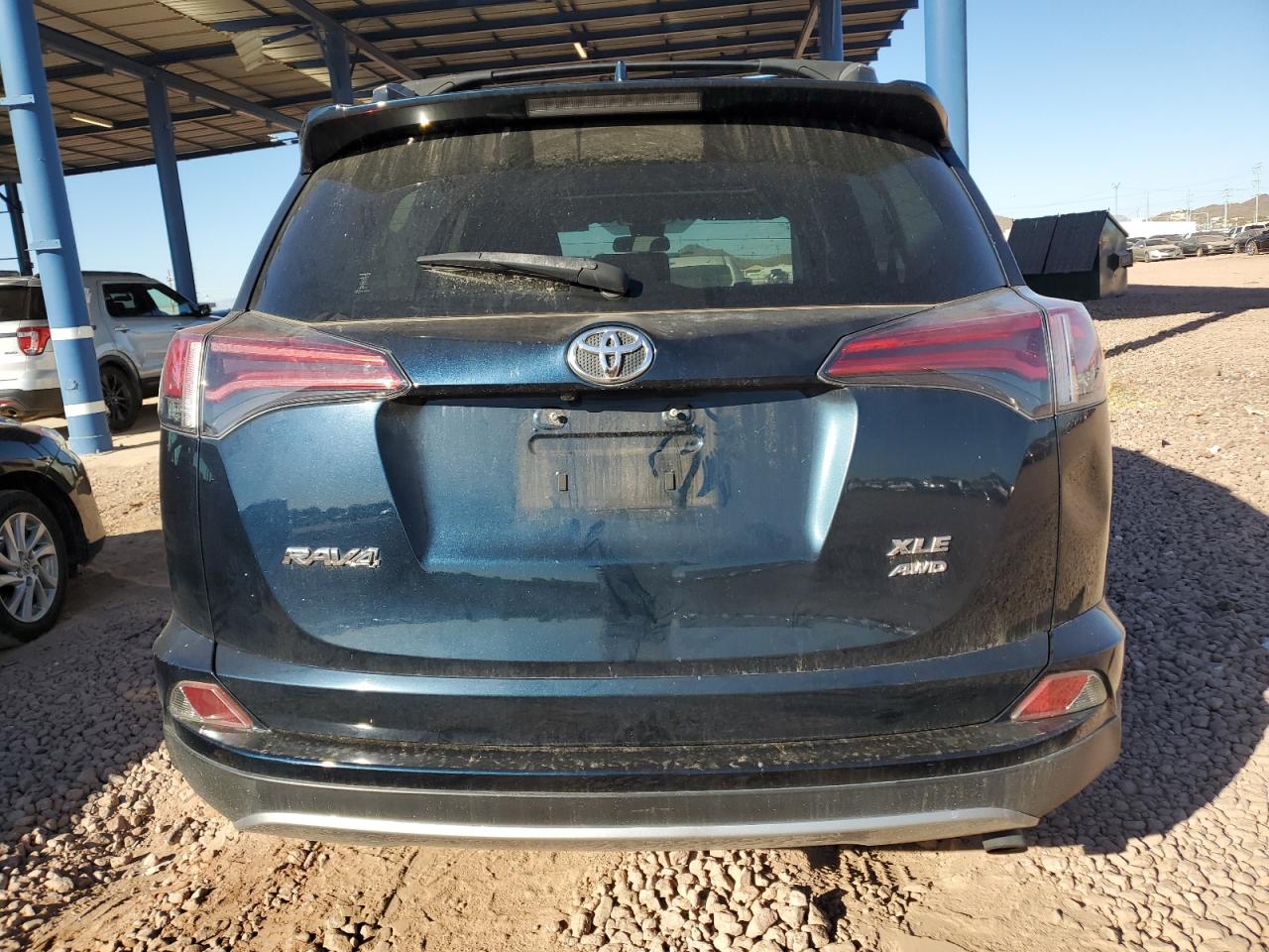 2018 Toyota RAV 4 - Image 6