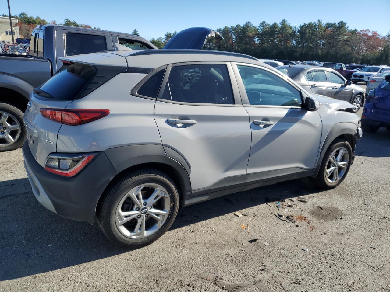 VIN KM8K3CAB6NU897385 2022 HYUNDAI KONA no.3