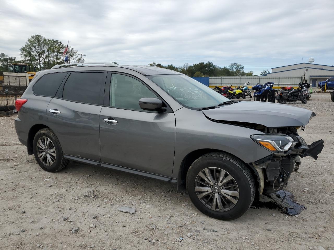 VIN 5N1DR2MM6JC650057 2018 NISSAN PATHFINDER no.4