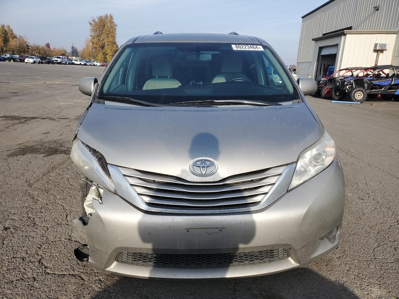 2015 Toyota Sienna - Image 5