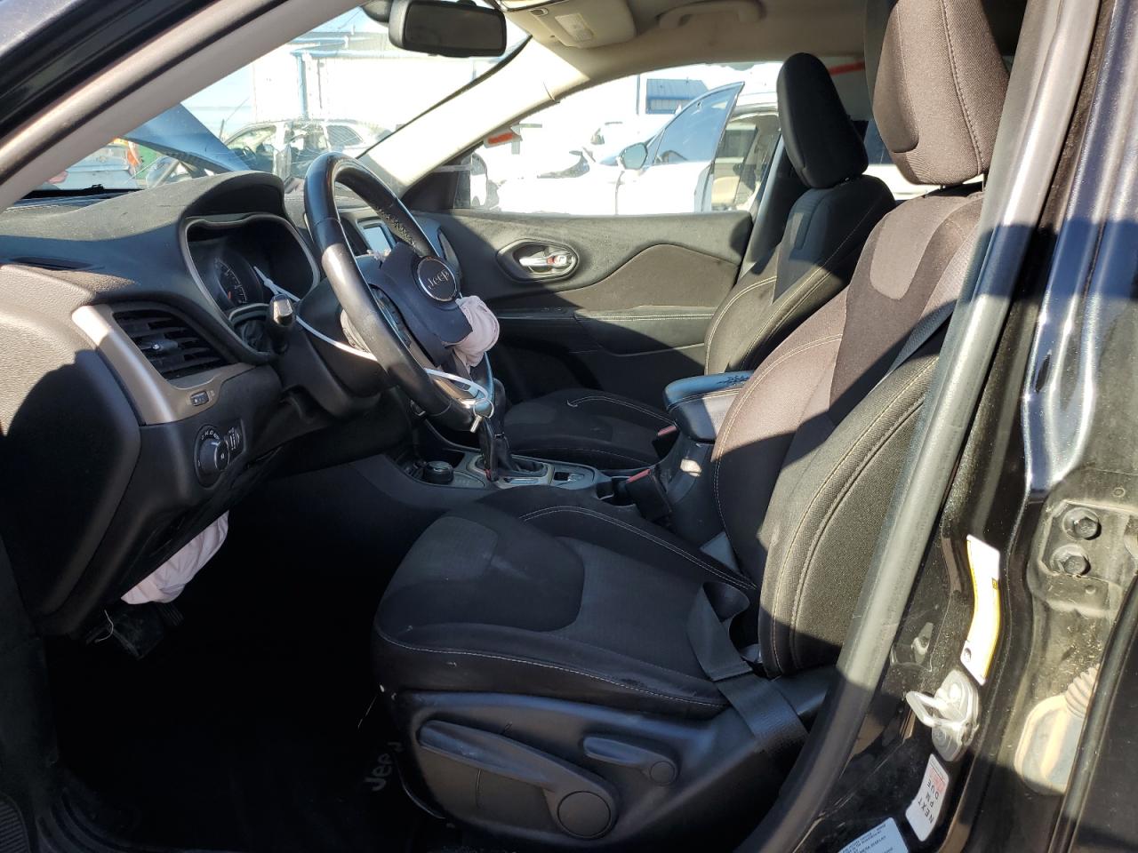 2015 Jeep Grand Cherokee - Image 7