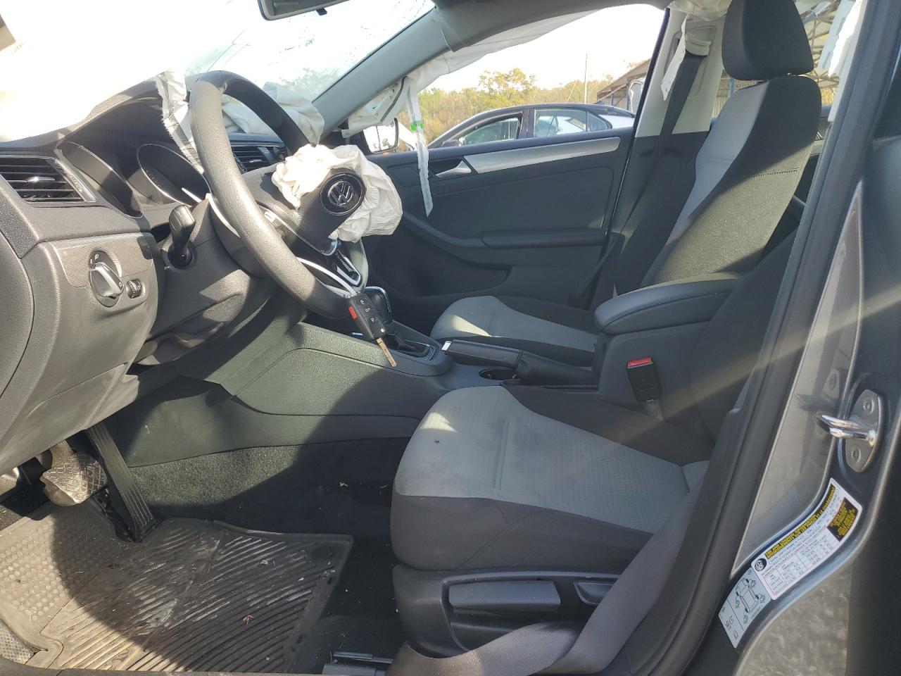 2018 Volkswagen Jetta - Image 7