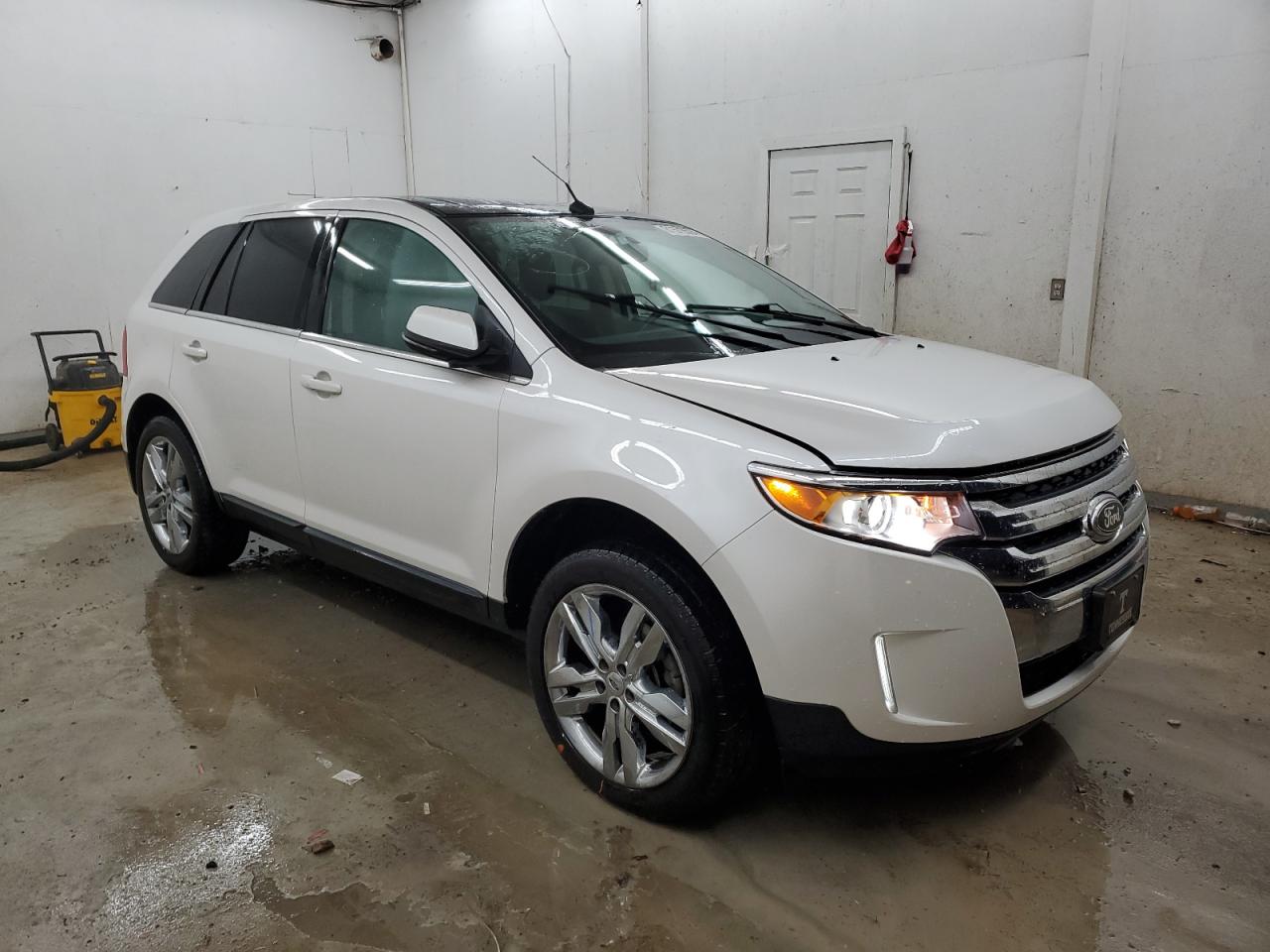 2014 Ford Edge - Image 4
