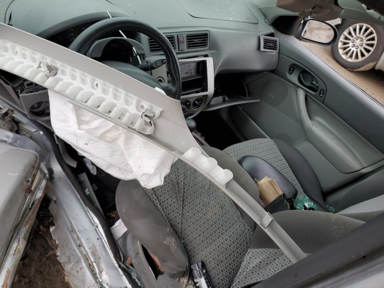 2005 Ford Focus - Image 8