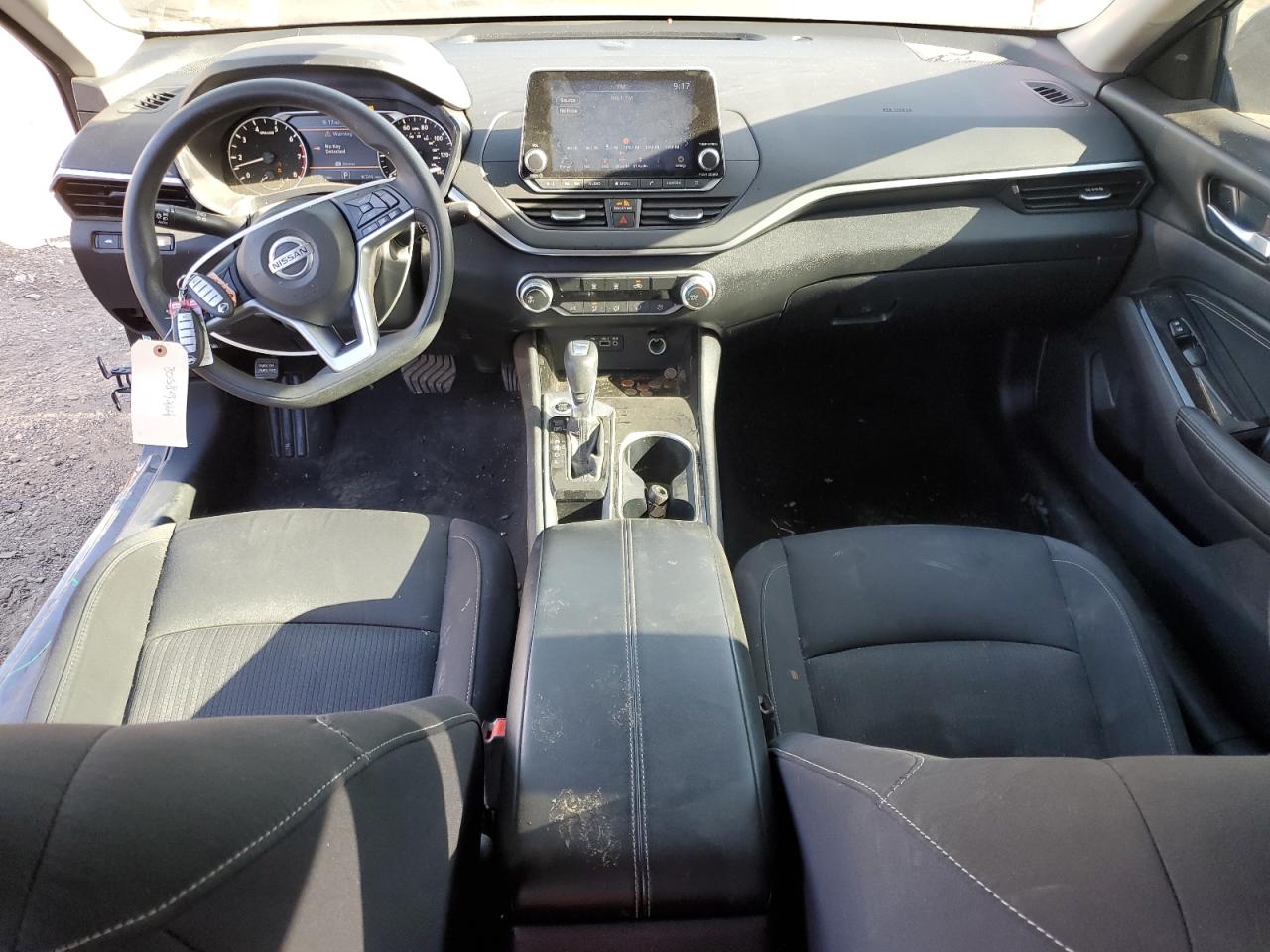 2021 Nissan Altima - Image 8