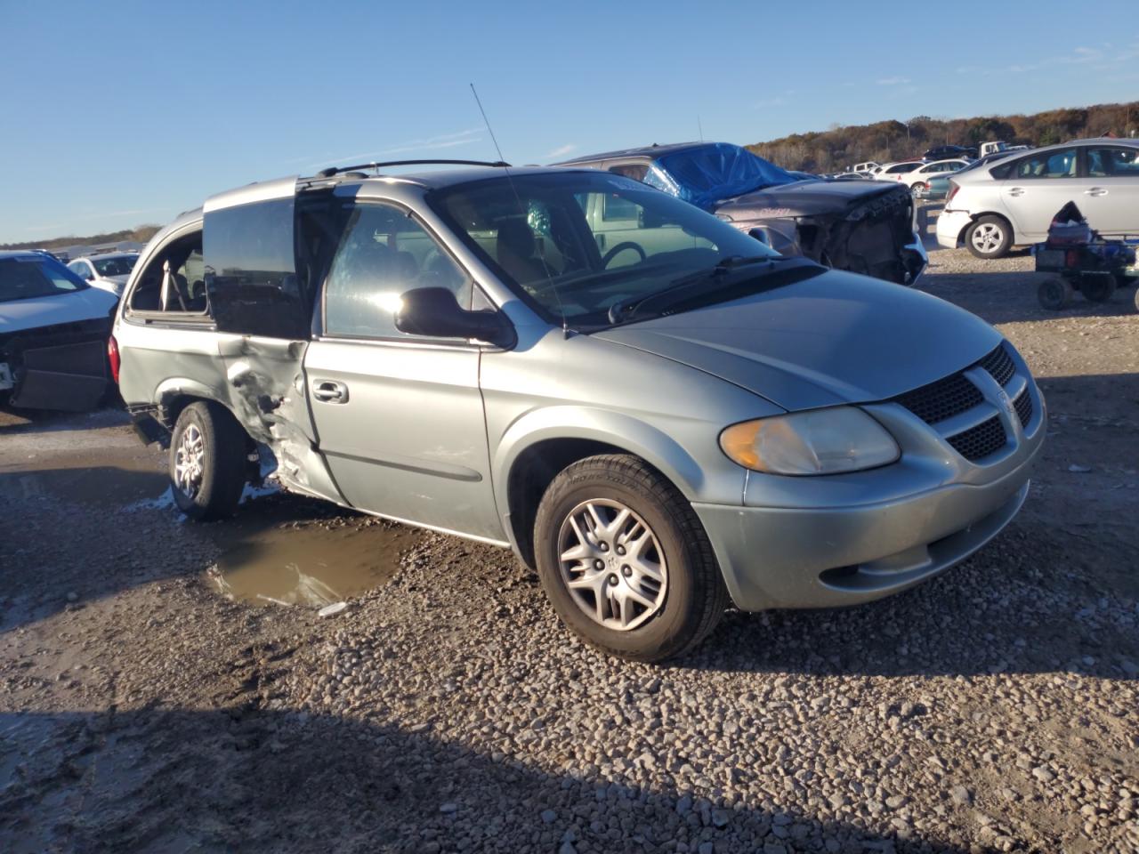 2003 Dodge Caravan - Image 4