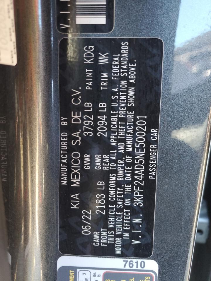 2022 Kia Forte - Image 12
