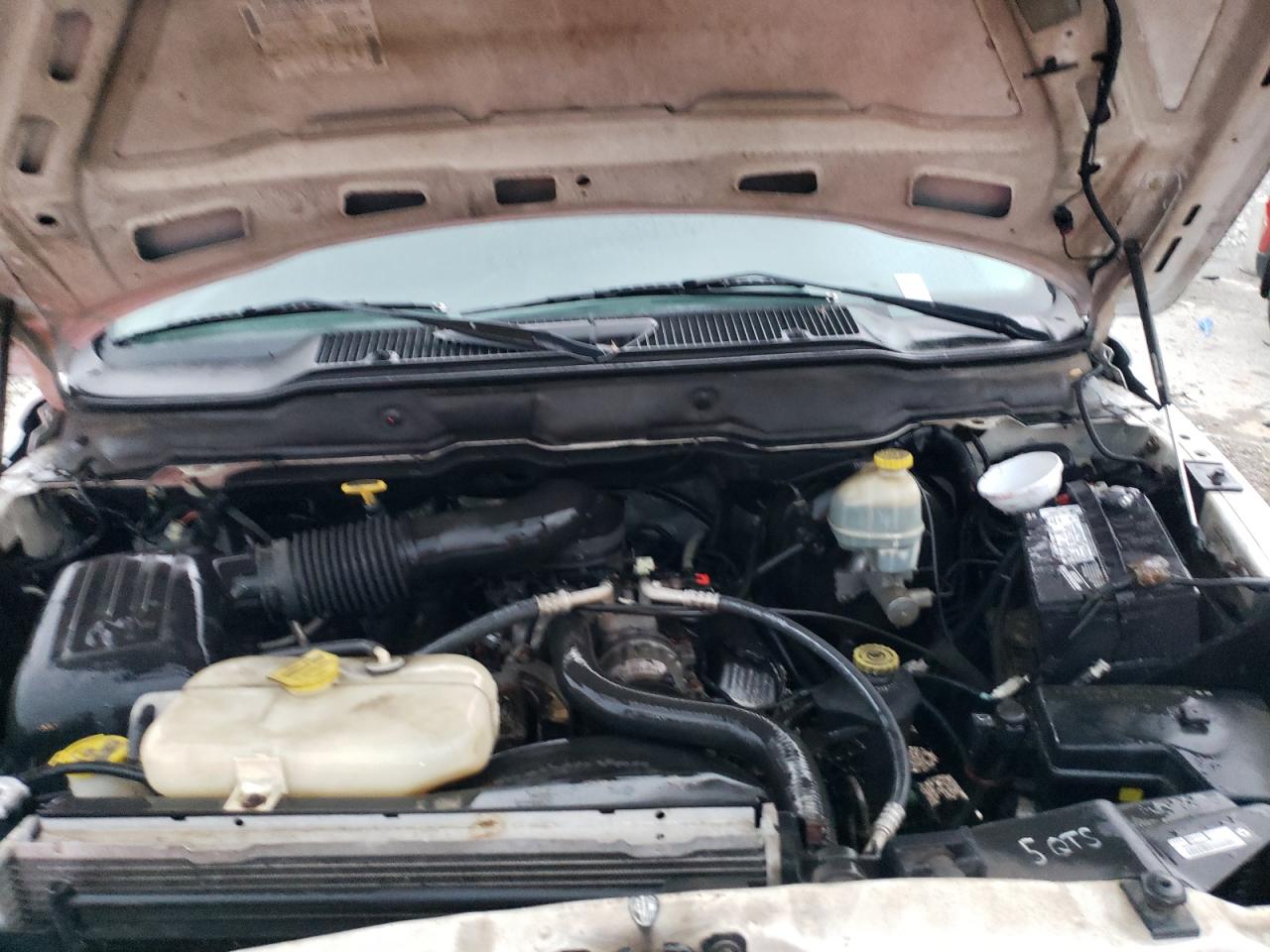 2002 Dodge RAM - Image 11