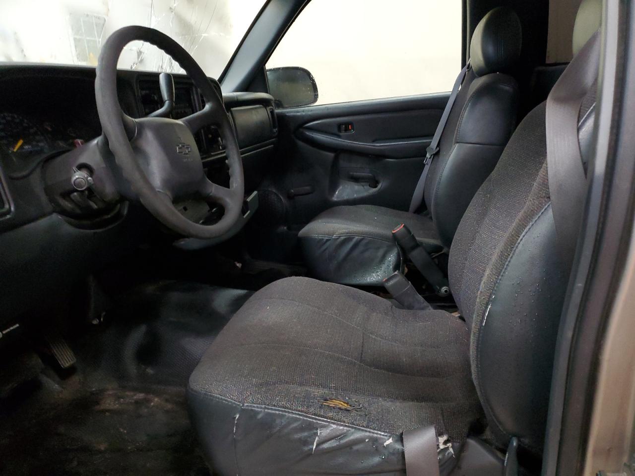 1999 Chevrolet Silverado - Image 7