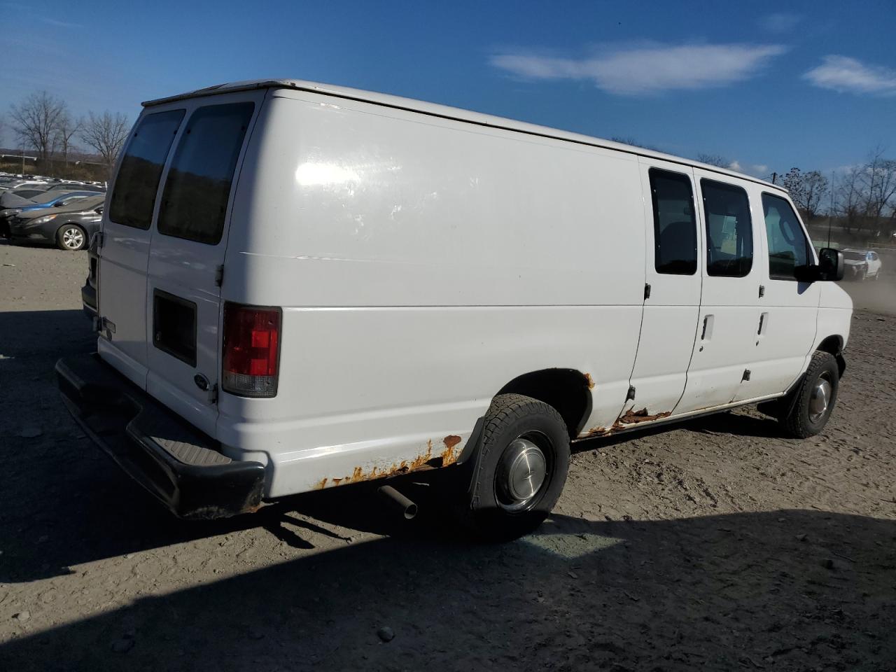 2003 Ford Econoline - Image 3