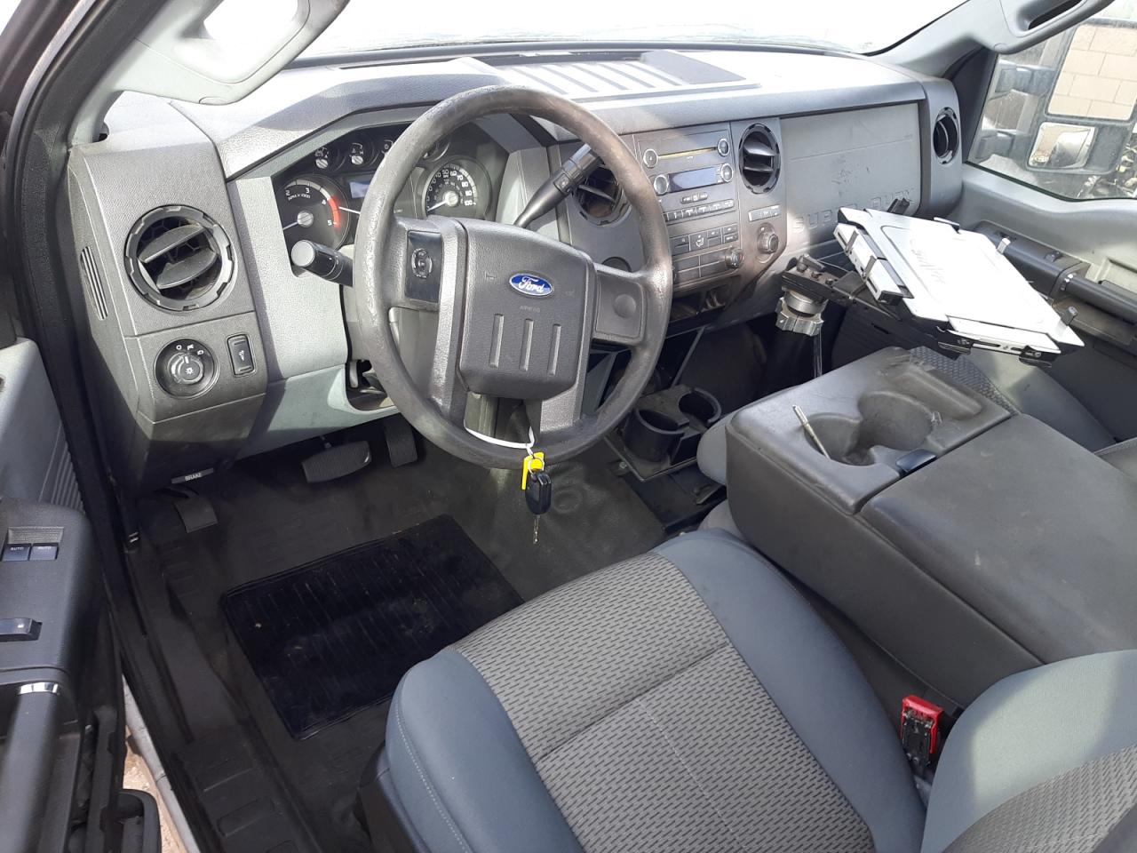 2015 Ford F250 - Image 8