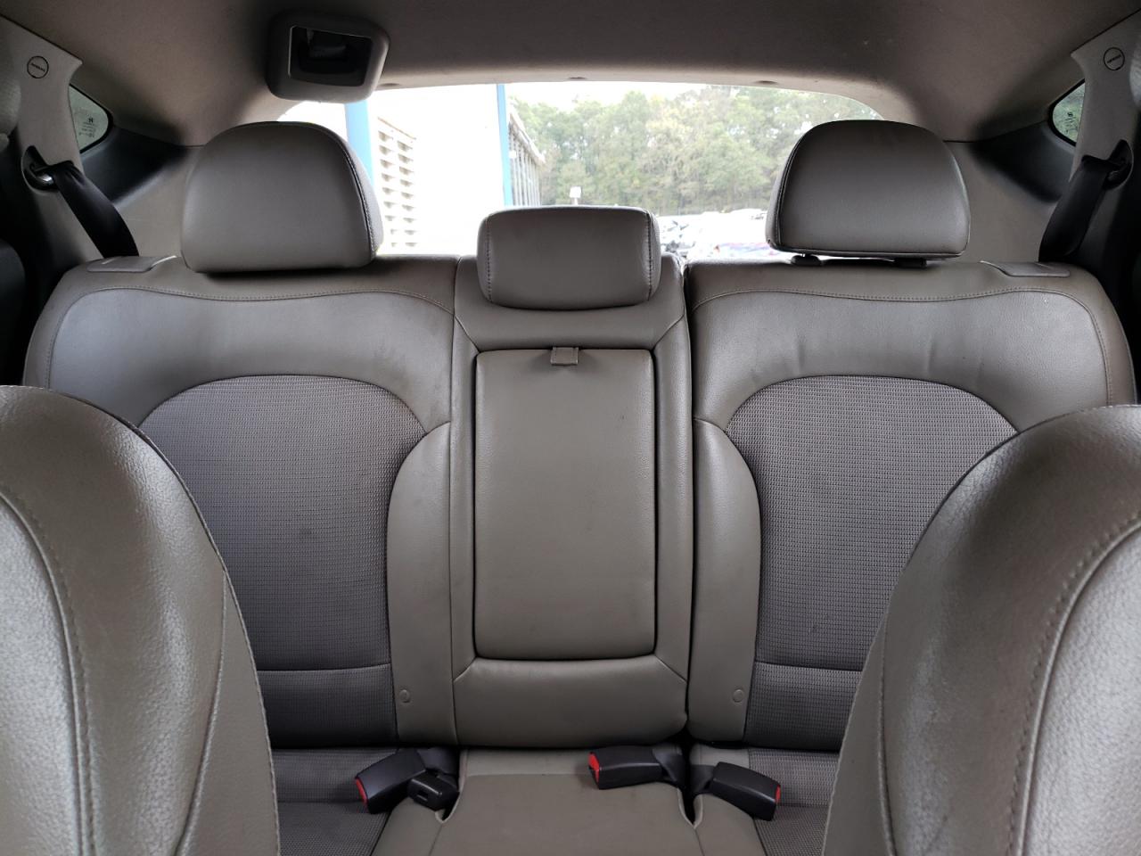 2015 Hyundai Tucson - Image 10