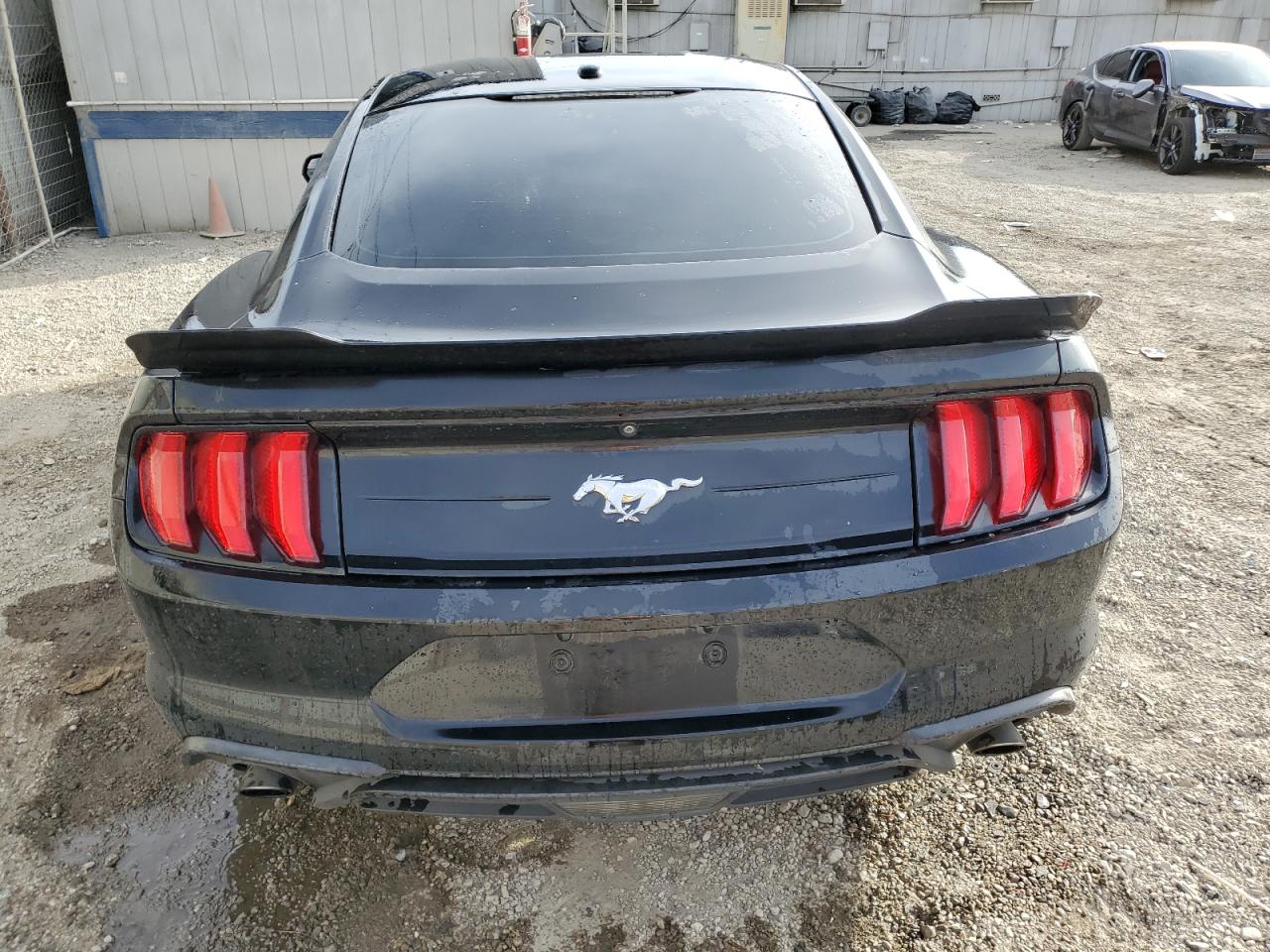 2018 Ford Mustang VIN: 1FA6P8TH6J5156771 Lot: 79322914