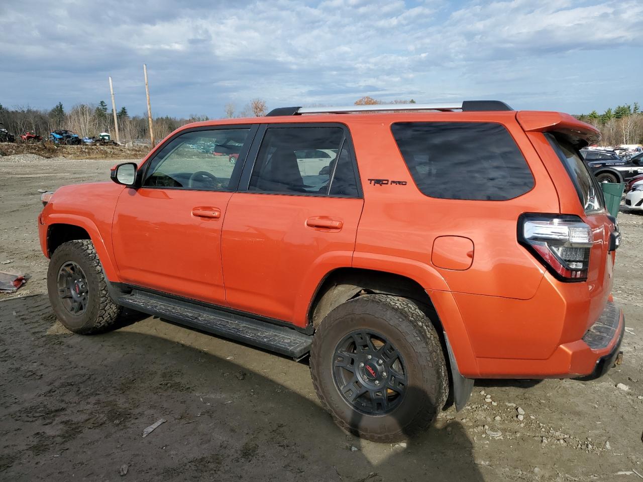 2015 Toyota 4Runner - Image 2