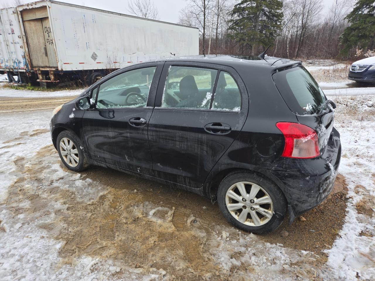 2008 Toyota Yaris - Image 2