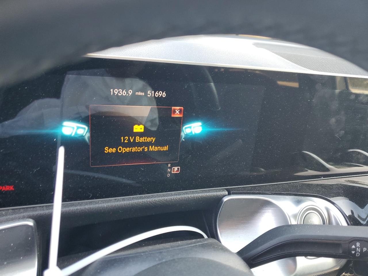 2021 Mercedes-Benz GLB - Image 9