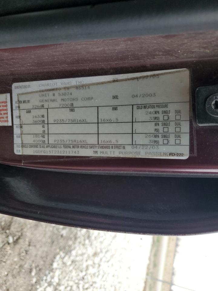 2003 GMC Savana - Image 13