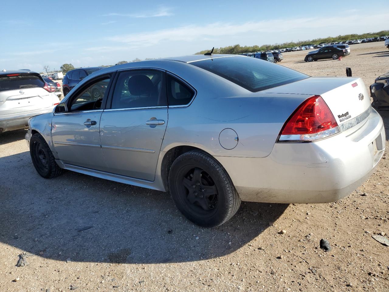 2011 Chevrolet Impala - Image 2