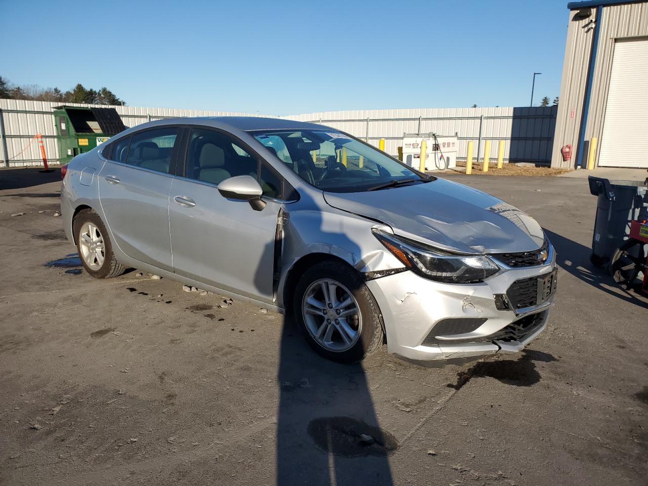 2018 Chevrolet Cruze - Image 4