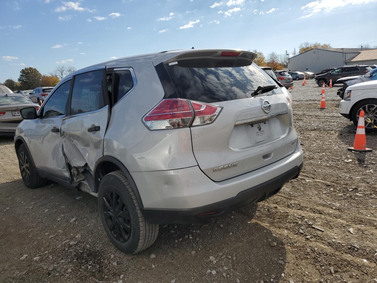 VIN 5N1AT2MV7GC747984 2016 NISSAN ROGUE no.2