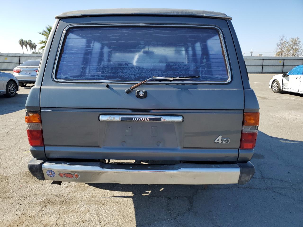 1990 Toyota Land Cruiser Fj62 Gx VIN: JT3FJ62G7L1115461 Lot: 80126224