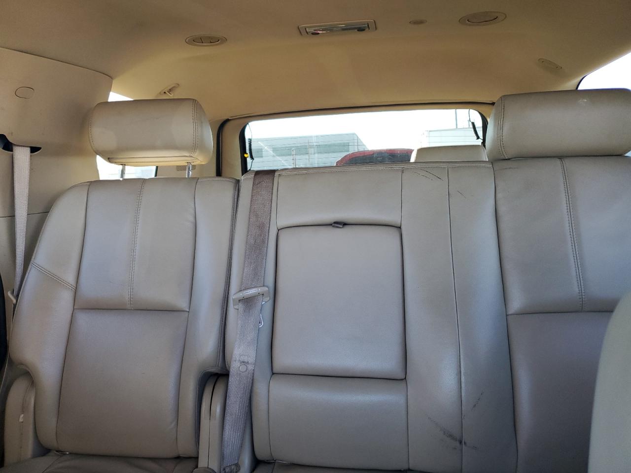 2009 Chevrolet Tahoe - Image 10