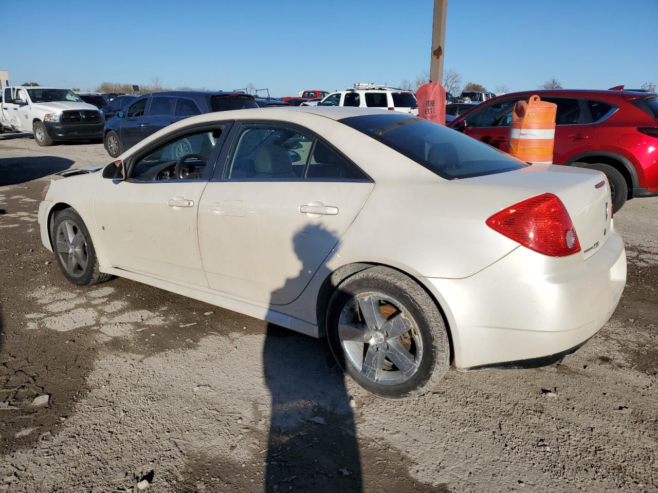 2009 Pontiac G6 - Image 2