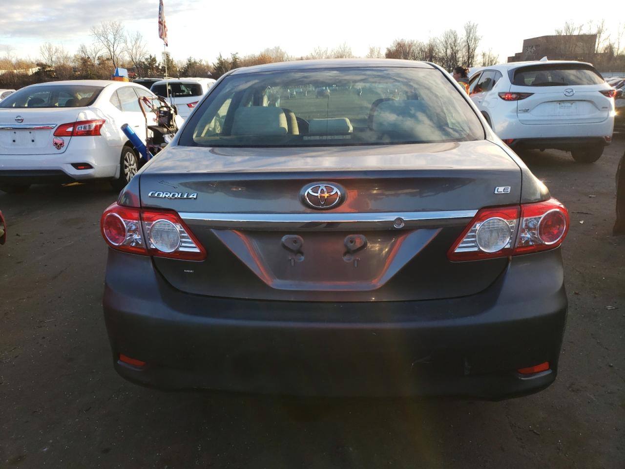 2011 Toyota Corolla Base VIN: JTDBU4EEXB9129905 Lot: 81672624