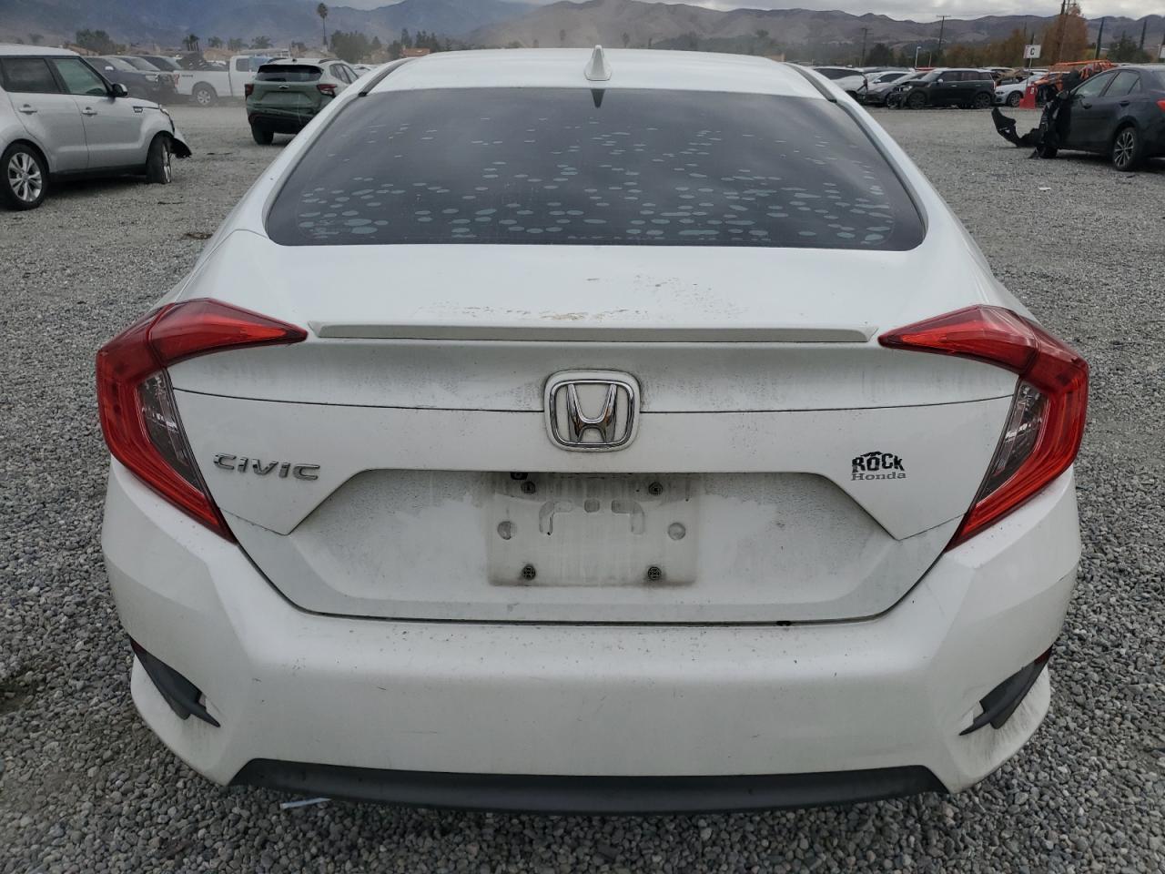 2017 Honda Civic - Image 6