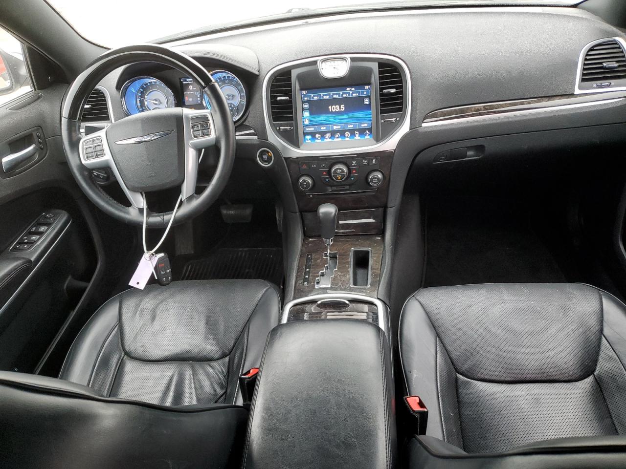2014 Chrysler 300 - Image 8