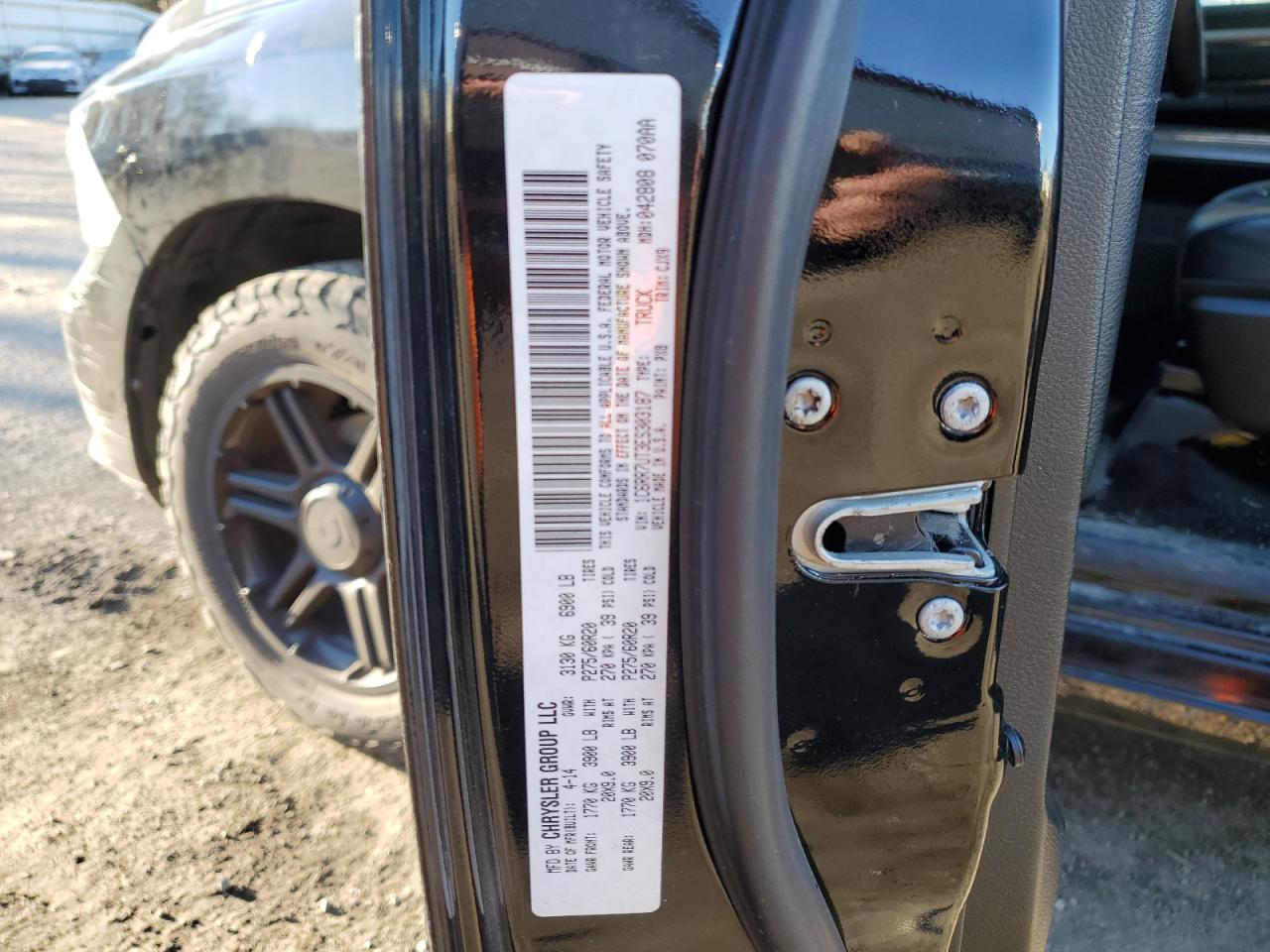 2014 RAM 1500 - Image 12