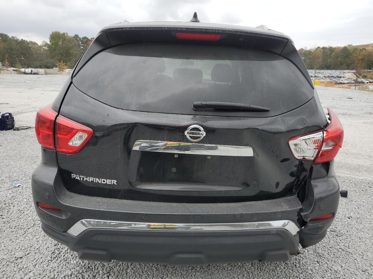 2019 Nissan Pathfinder - Image 6