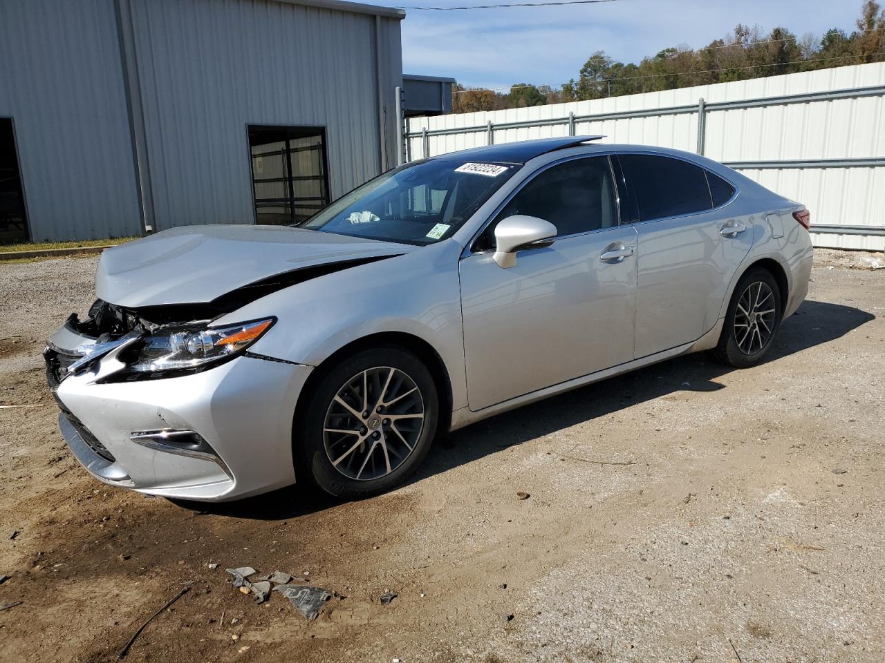 2017 Lexus ES - Image 1